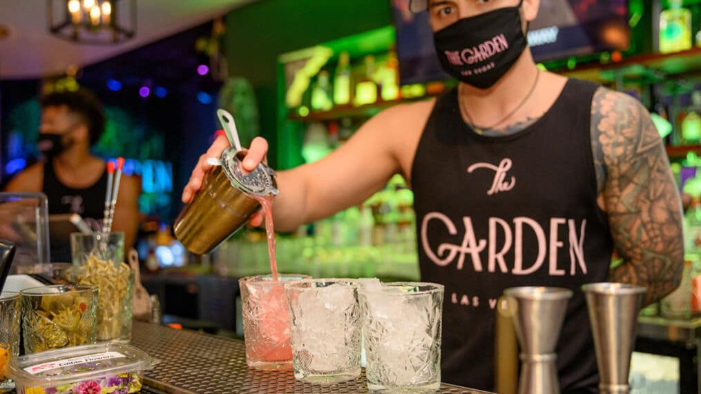 Read more about the article The Best Gay Bars In Las Vegas 2022